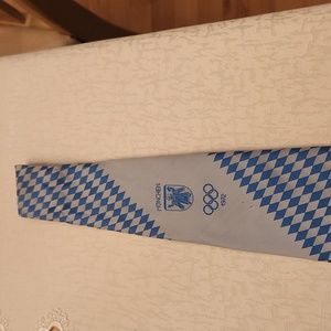 Olympics 1972 Vintage Commodore Trevira Men's Necktie.3 3/4 X 51 inches